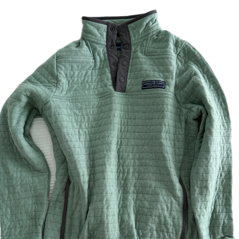 Vineyard Vines quarter zip, boys size L (16)